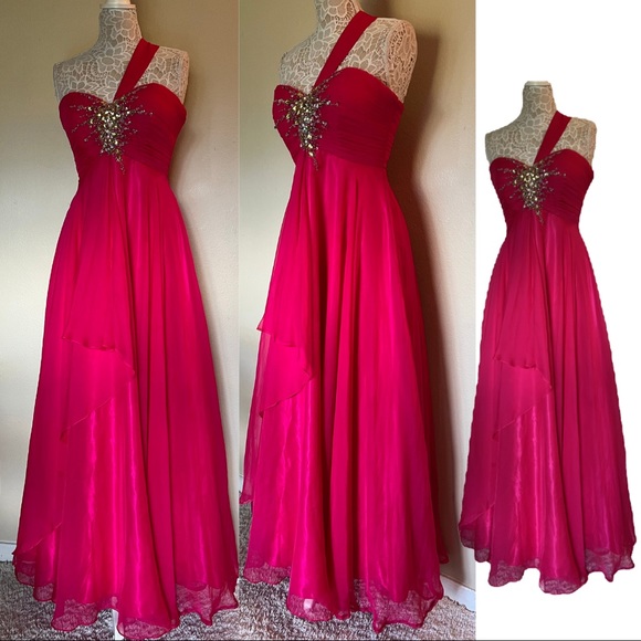 Exclusive Pink Wedding Dress - Picture 3 of 17